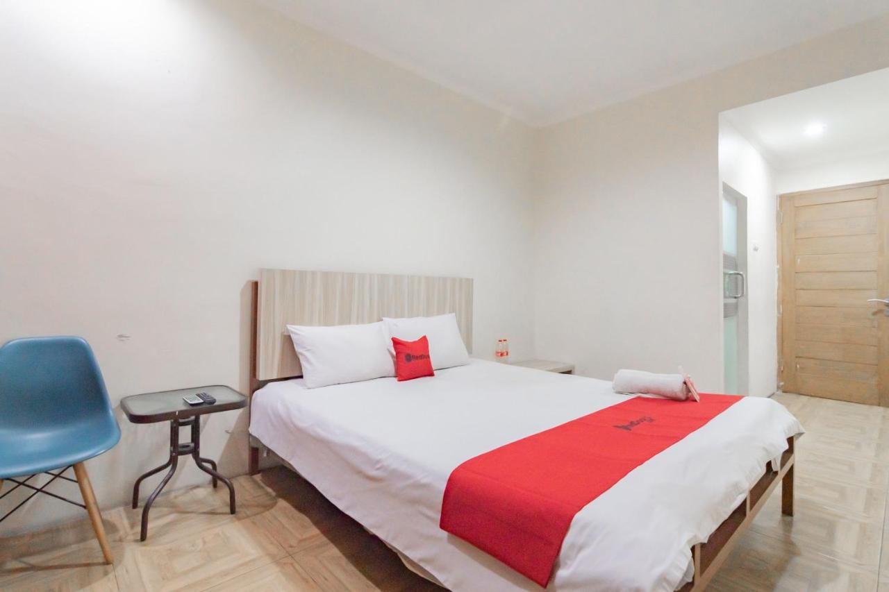 Reddoorz Syariah At Cigadung Raya Street Hotel Bandung Exterior photo